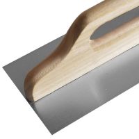 Desempenadeira Lisa 12x30cm Com Cabo de Madeira Momfort