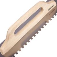 Desempenadeira Dentada 12x48cm Com Cabo de Madeira Momfort