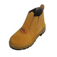 Botina Ferpam/Borrachas Amarela N° 44 Fire