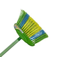 Vassoura faceira 40cm Nylon com Cabo Odim