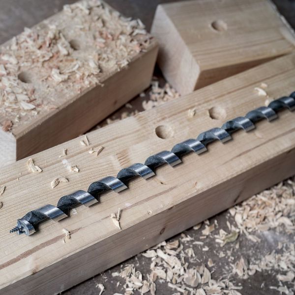 Broca Bosch em serpentina para madeira 20mm (encaixe 7/16