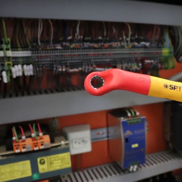 Chave Estrela Isolada Uma Boca 14mm Sata