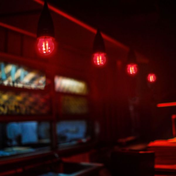 Lâmpada LED Bolinha Filamento 2W Vermelha E-27 Bivolt Avant