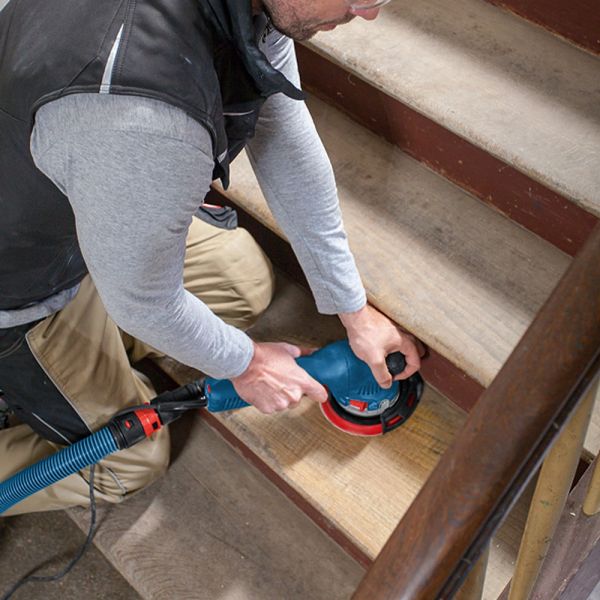 Lixadeira e Politriz GTE 75-150 220V 750W + 1 Lixa Bosch