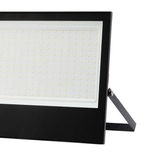 Refletor TR LED 200W 6500K Preto Taschibra