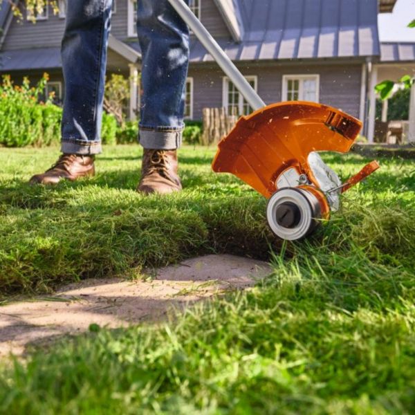 Roçadeira FSA 50 AK com Bateria e Carregador Stihl