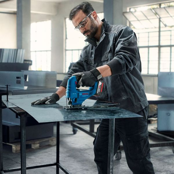 Serra Tico Tico PRO GST 183-LI sem Bateria Bosch