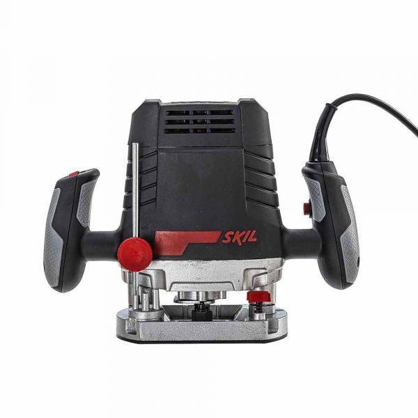 Tupia Skil 1831 1100W com 6 fresas, 3 pinças e 3 guias em maleta